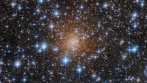 Hubble-Dazzling Star Cluster.jpg