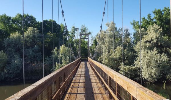 Pioneer Crossing suspension bridge